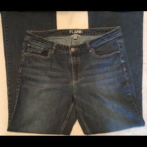 Womens New York and Co Jeans. Size 14.
